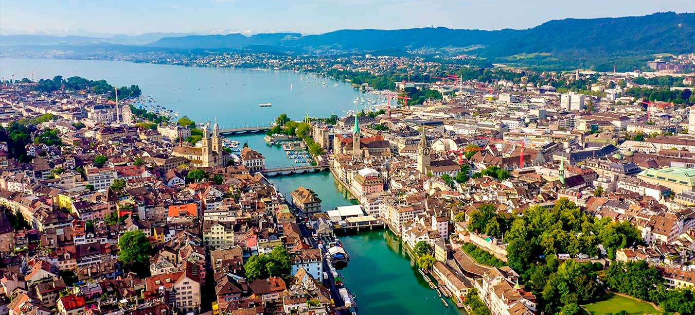 Zürich (Switzerland) - e-motion: the art of travel